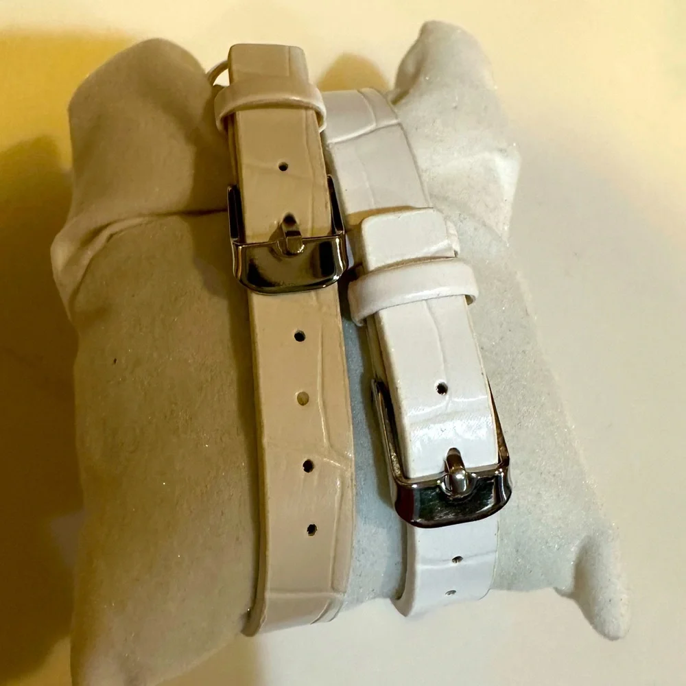 VTG WHITE DAISY WATCH SET LEATHER BAND SLIDER QUARTZ JAPAN SINGAPORE MOVT EASTER